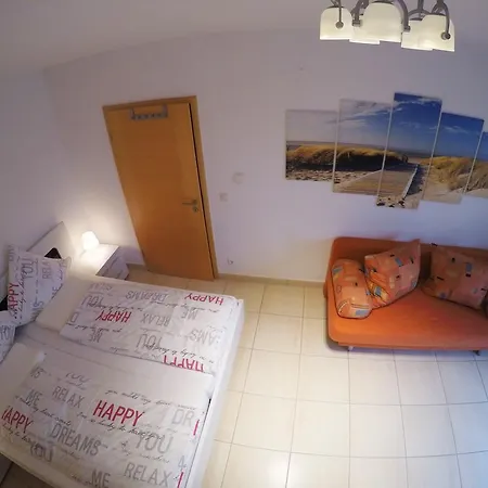 公寓 Ferienwohnung Rhein-lahn 兰施泰因